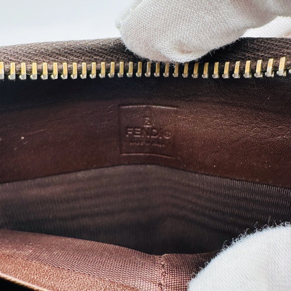 Fendi Unisex Wallet - Picture 6 of 6